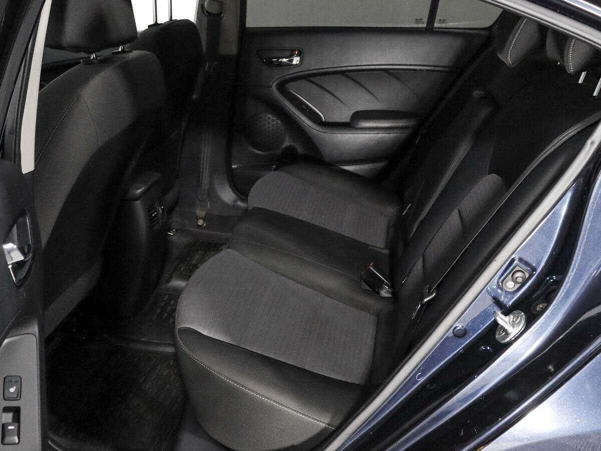Kia Cerato 2018 года с пробегом. Фото: #9