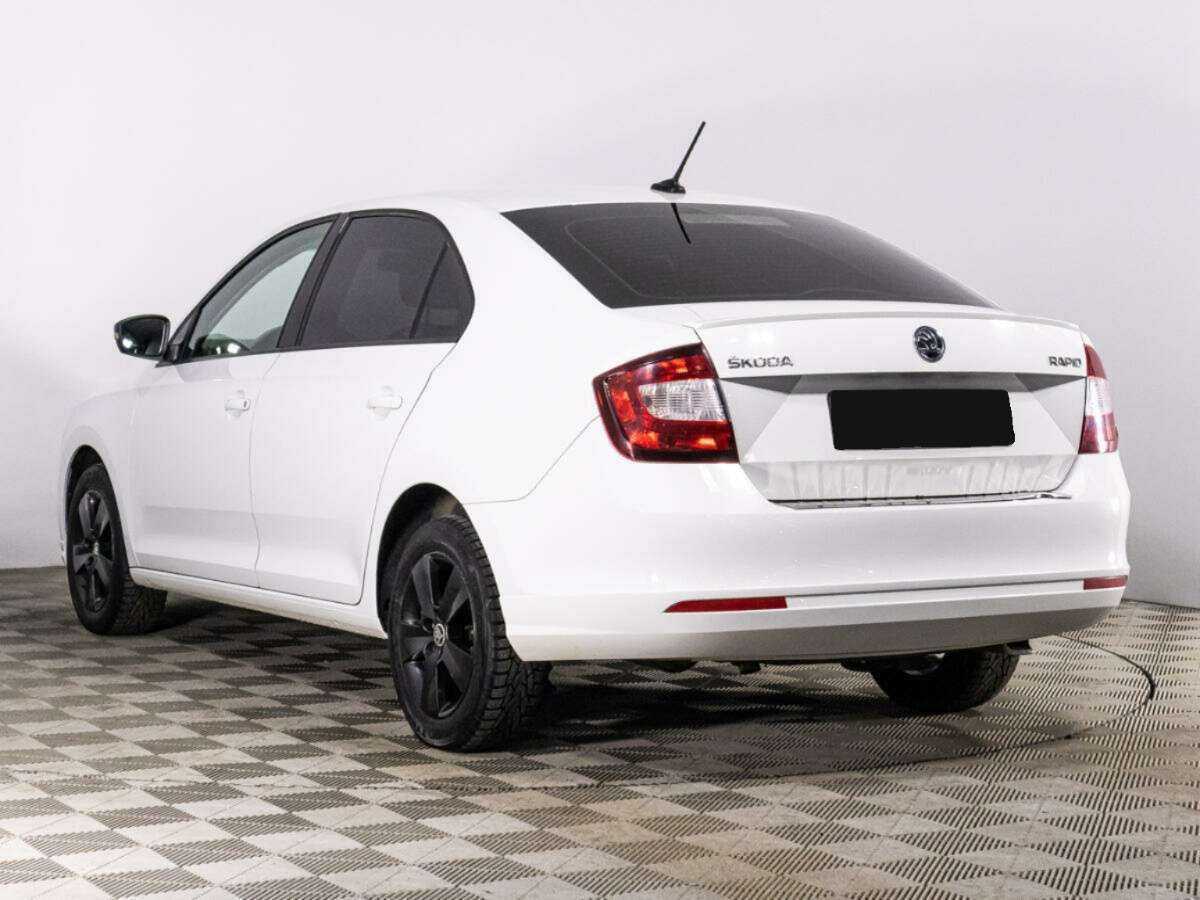 Skoda Rapid 2018 года с пробегом. Фото: #6