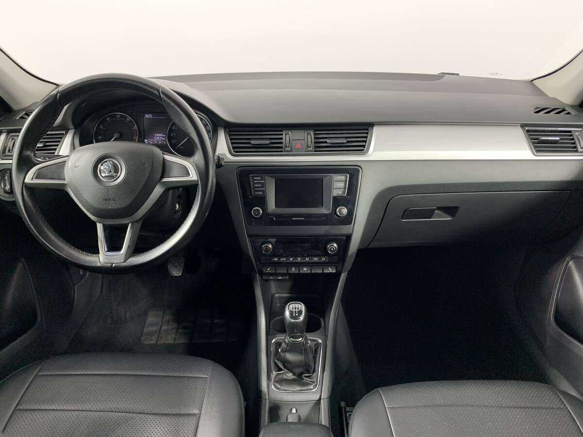 Skoda Rapid 2017 года с пробегом. Фото: #9