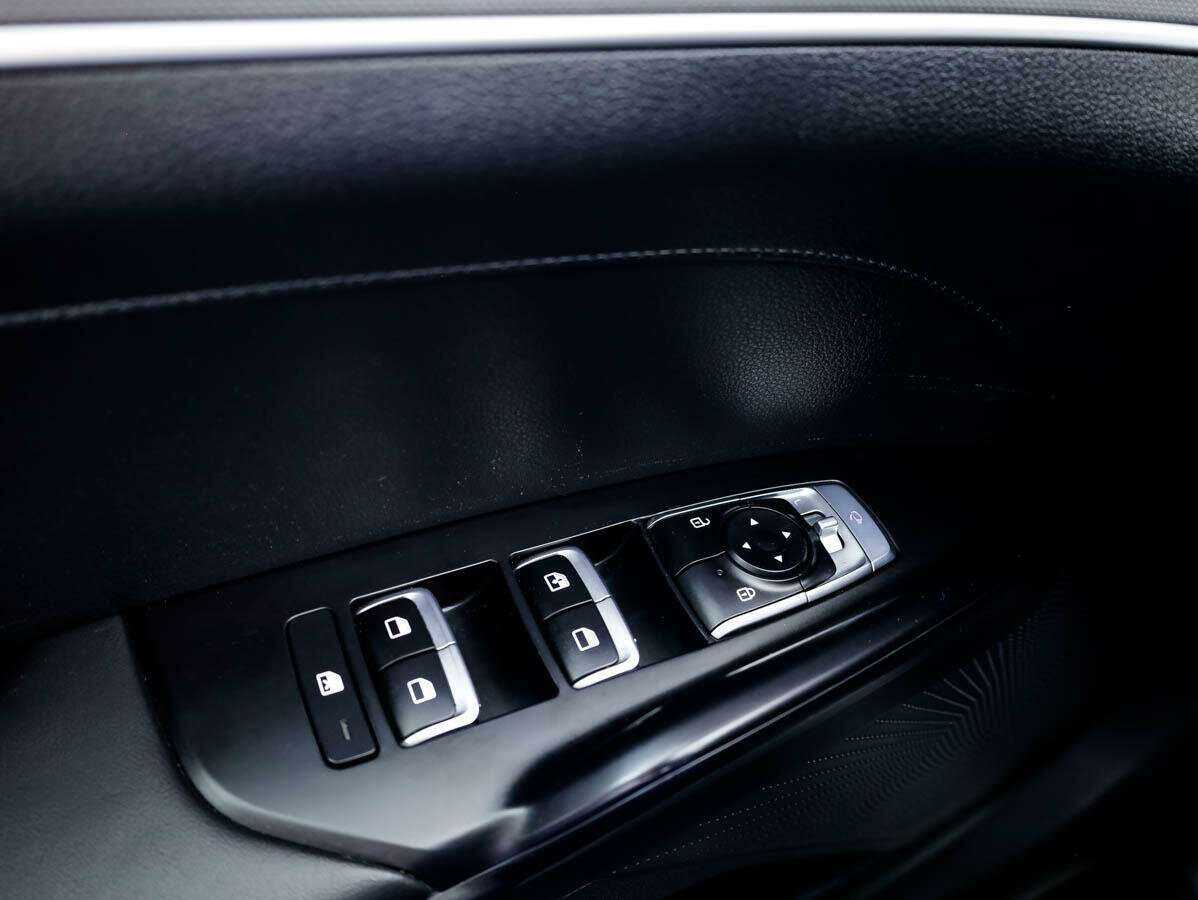 Kia K5 2022 года с пробегом. Фото: #13