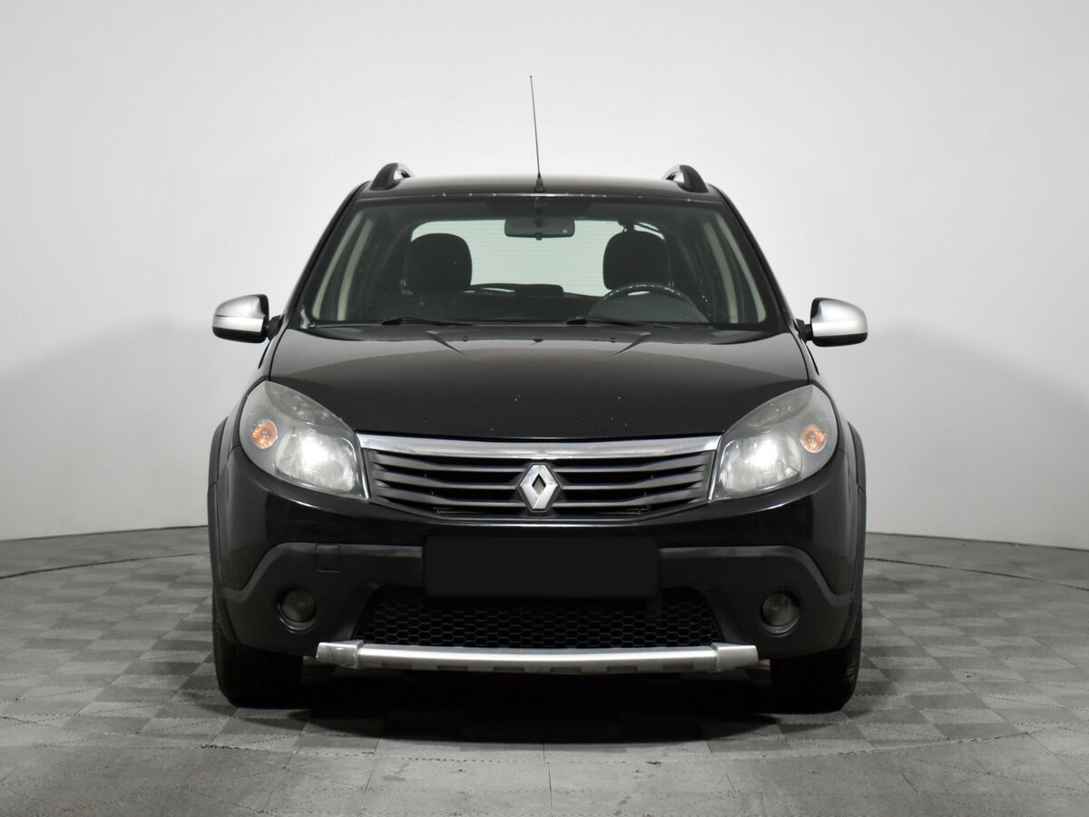 Renault Sandero 2012 года с пробегом. Фото: #1