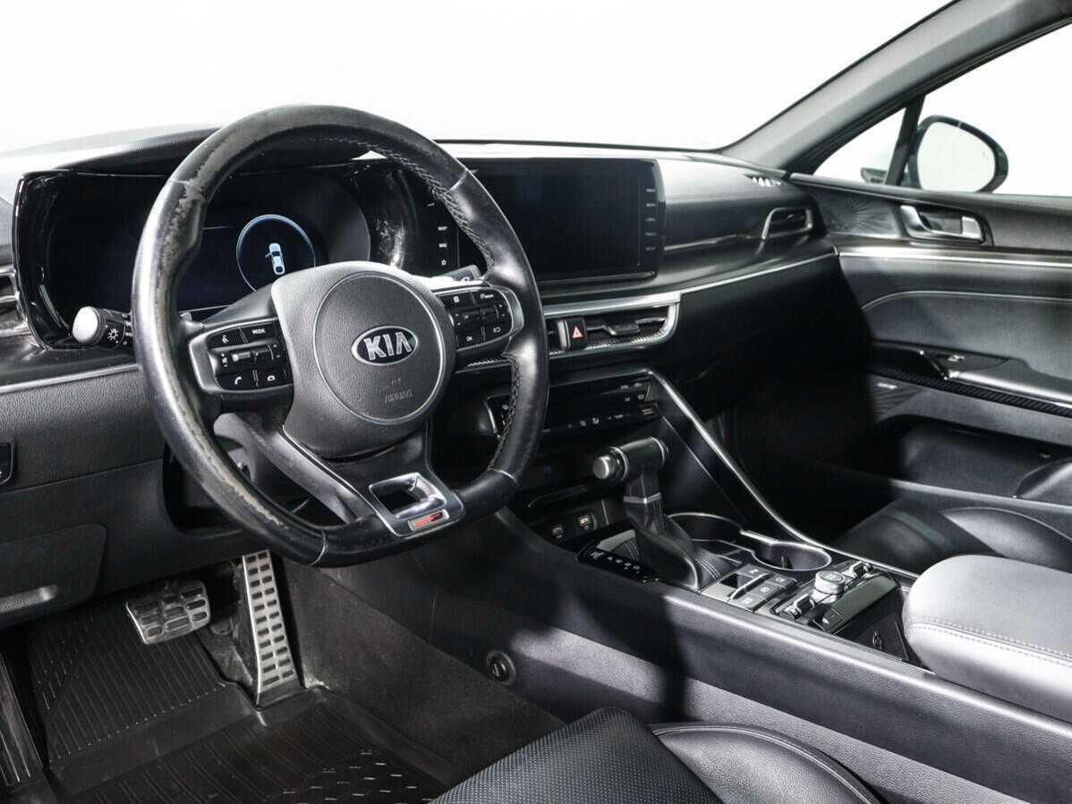Kia K5 2021 года с пробегом. Фото: #13