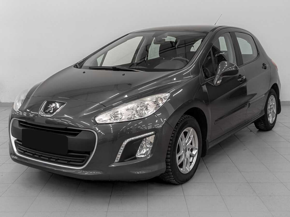 Peugeot 308 2012 года с пробегом. Посмотреть фото