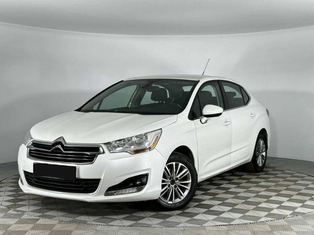 Citroen C4 2014 года с пробегом. Посмотреть фото