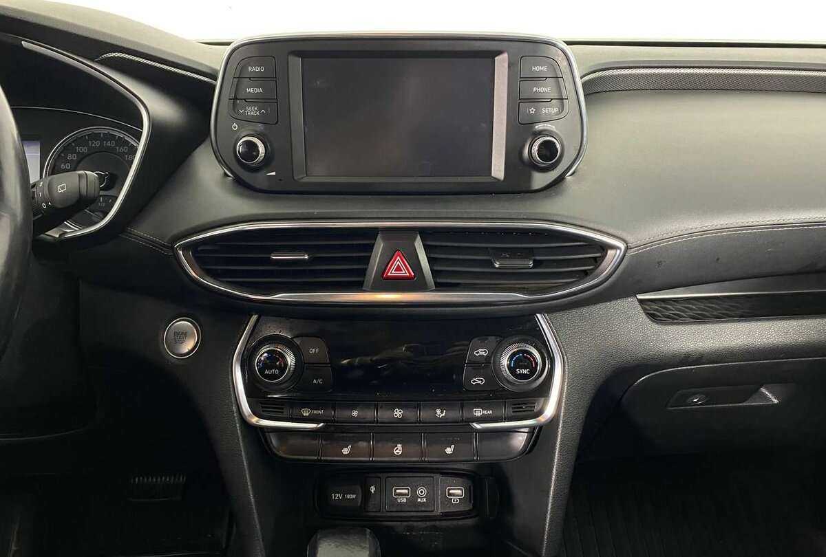 Hyundai Santa Fe 2019 года с пробегом. Фото: #11