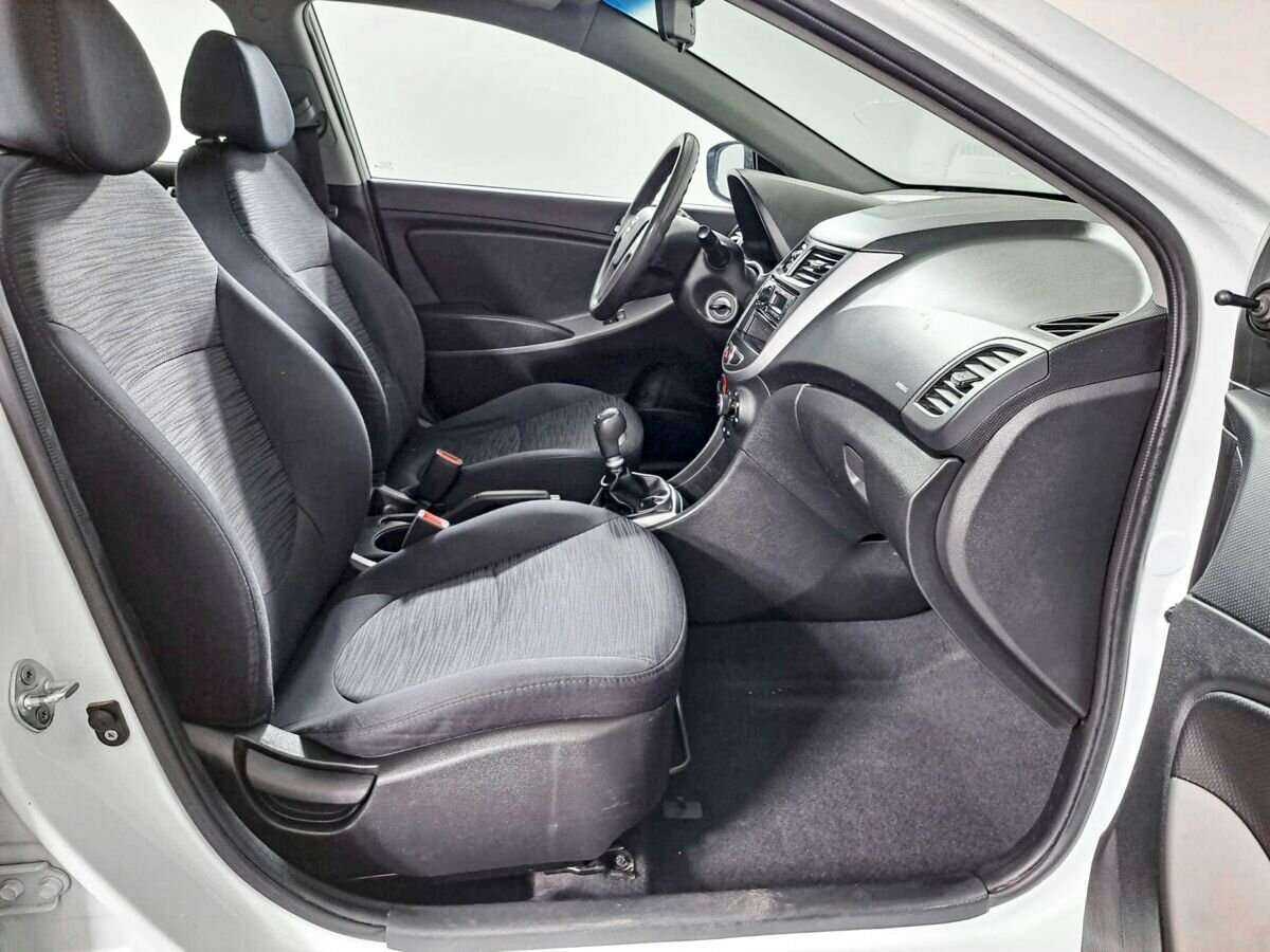 Hyundai Solaris 2014 года с пробегом. Фото: #8