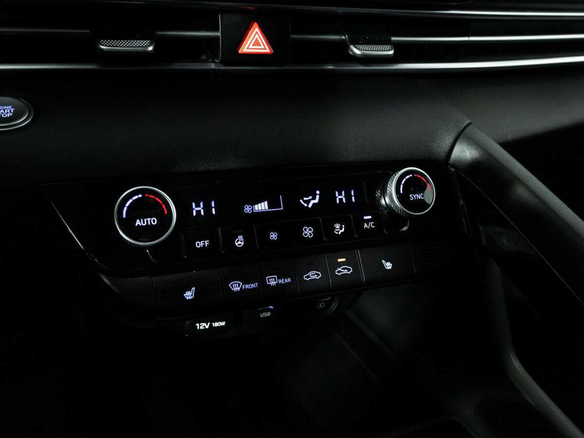 Hyundai Elantra 2021 года с пробегом. Фото: #16