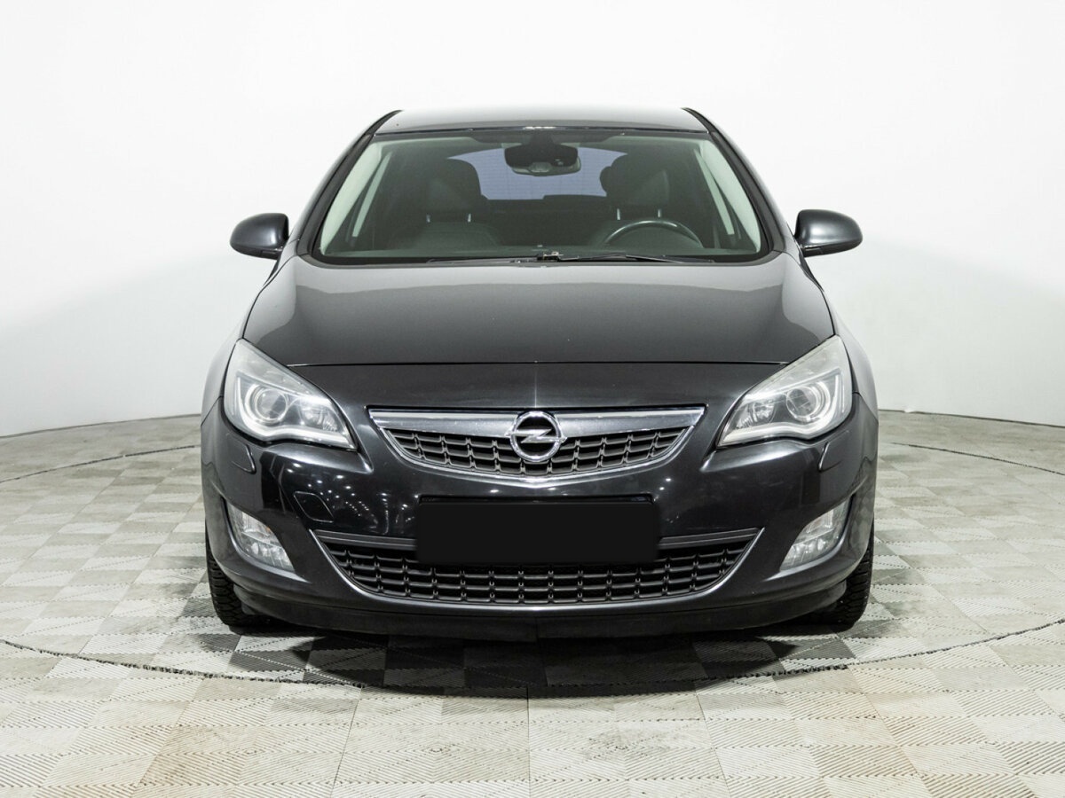 Opel Astra 2012 года с пробегом. Фото: #1