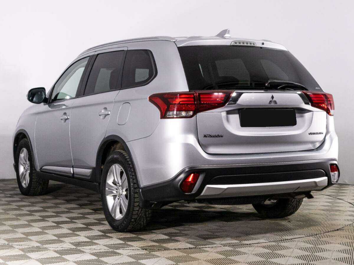Mitsubishi Outlander 2017 года с пробегом. Фото: #6
