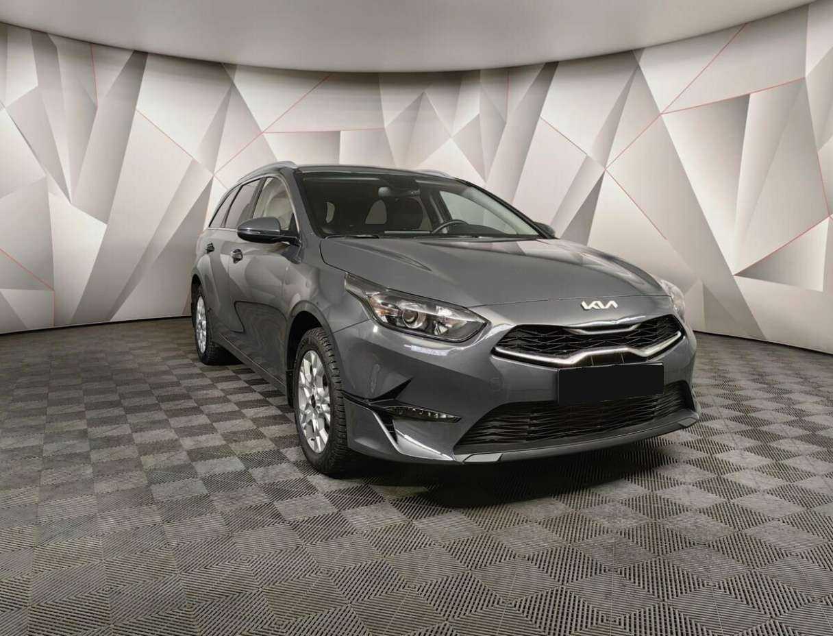 Kia Ceed 2022 года с пробегом. Фото: #2