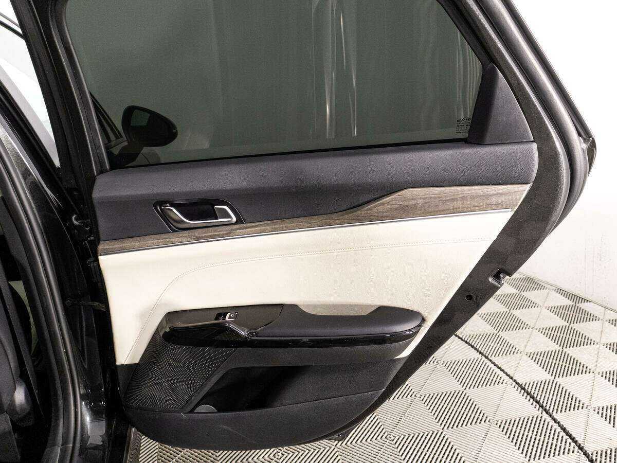 Kia K5 2021 года с пробегом. Фото: #26