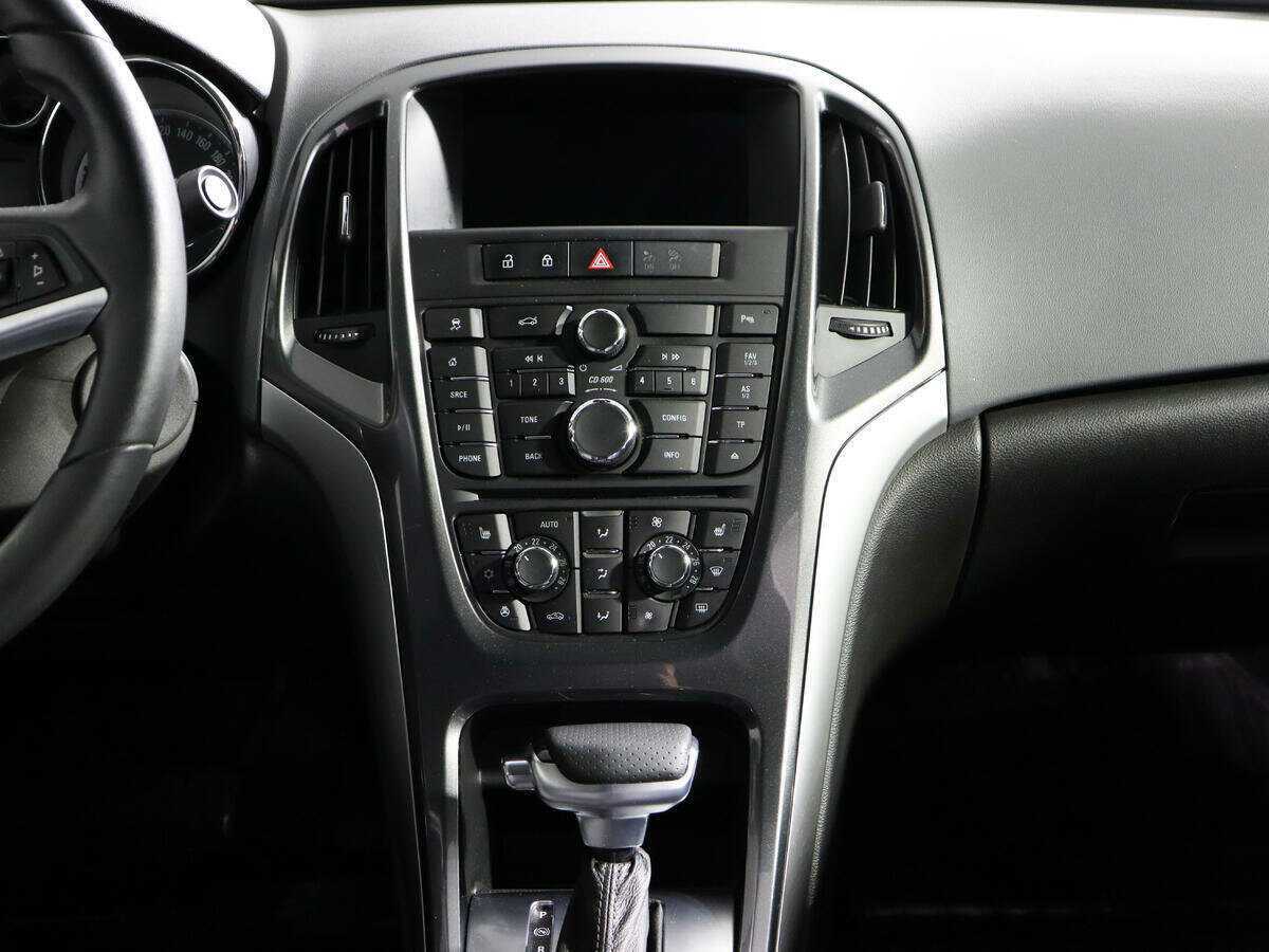 Opel Astra 2014 года с пробегом. Фото: #10