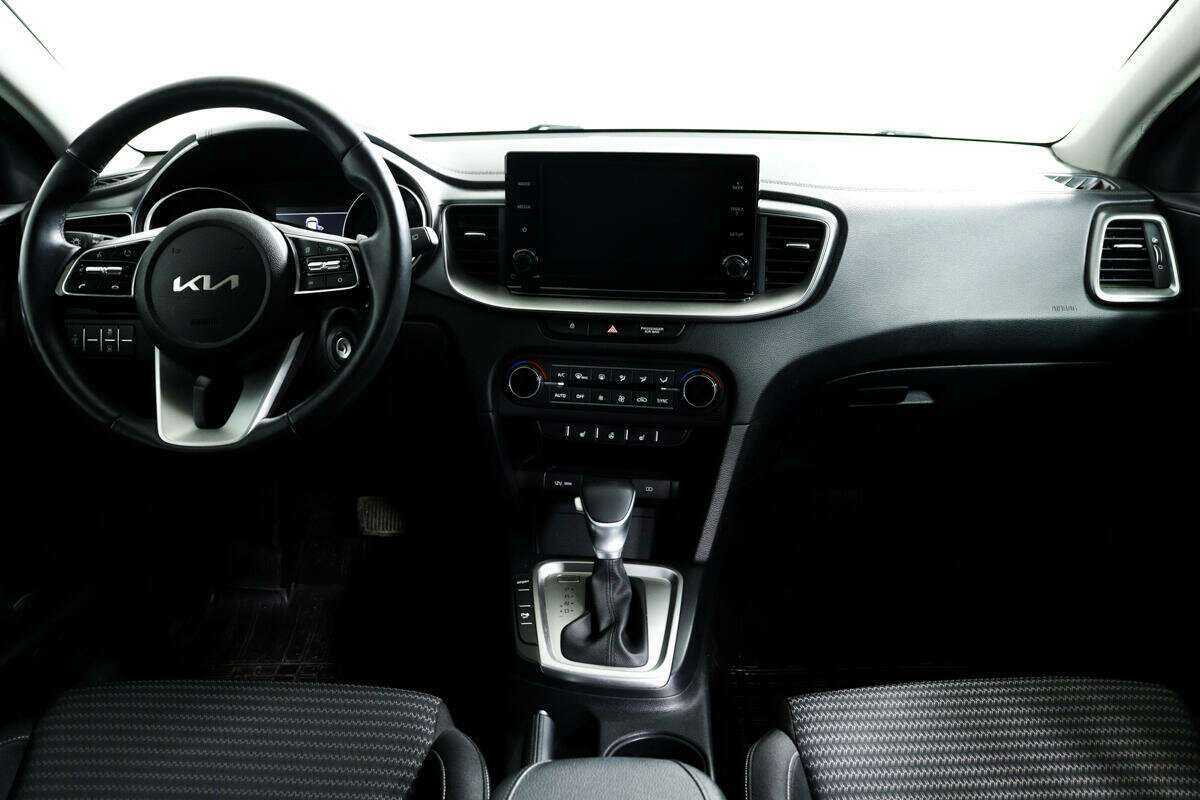 Kia XCeed 2021 года с пробегом. Фото: #10