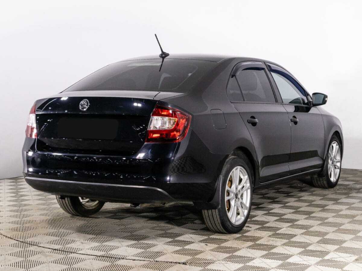 Skoda Rapid 2018 года с пробегом. Фото: #4