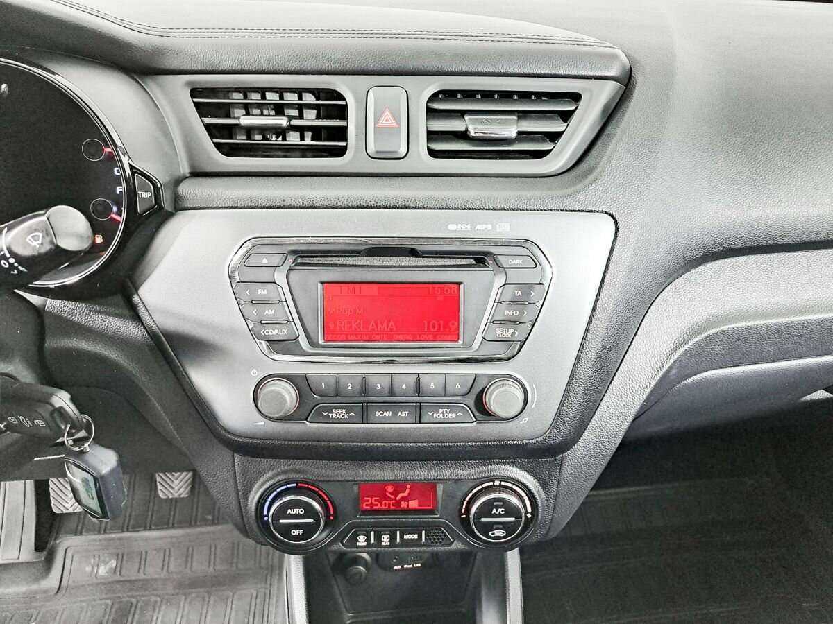 Kia Rio 2013 года с пробегом. Фото: #12