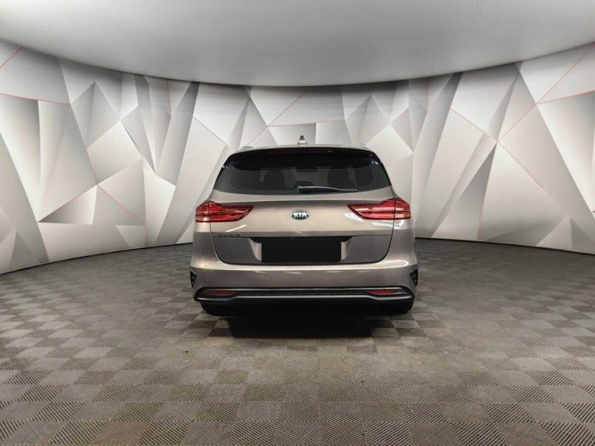 Kia Ceed 2020 года с пробегом. Фото: #7