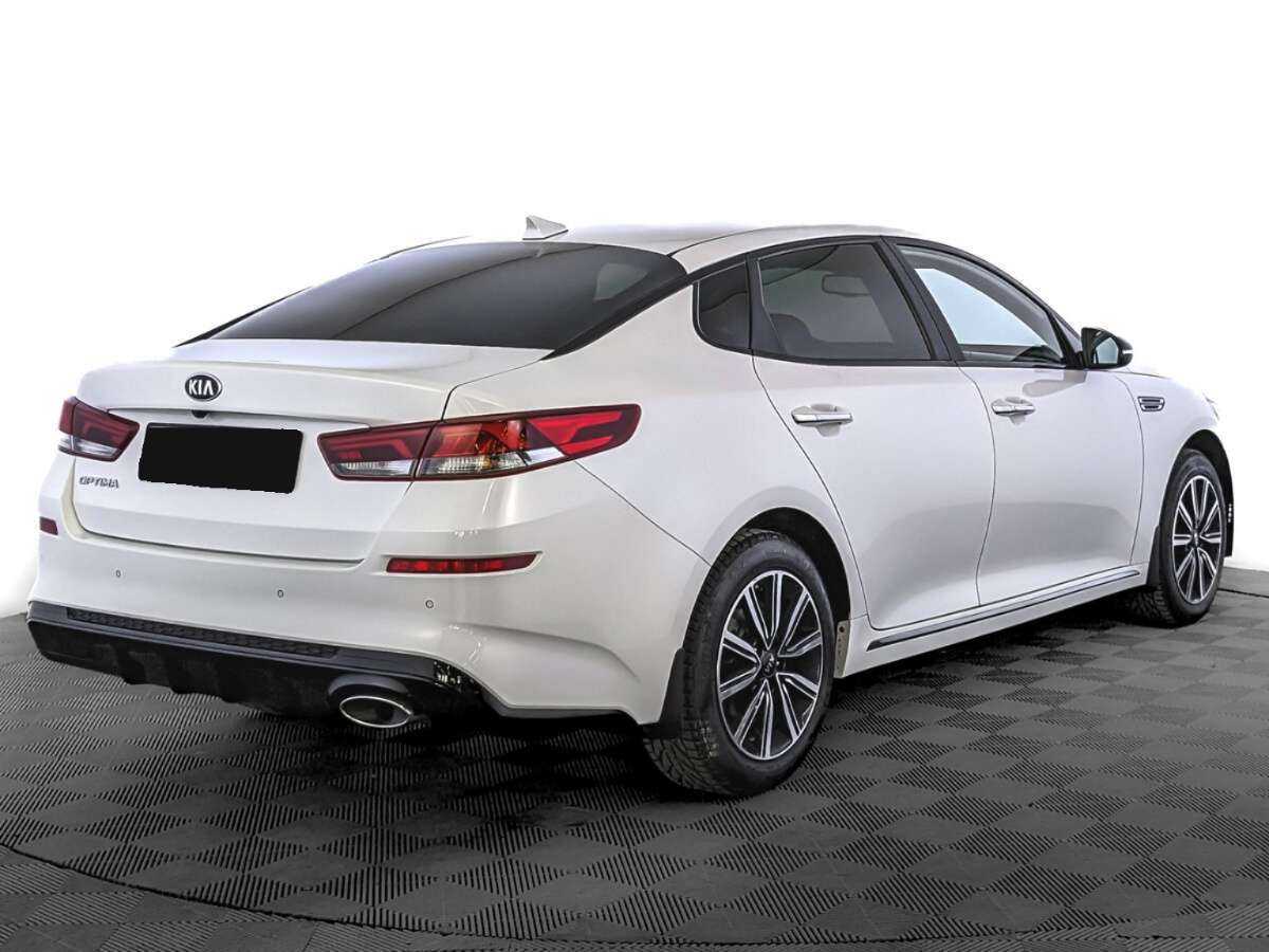 Kia Optima 2018 года с пробегом. Фото: #4
