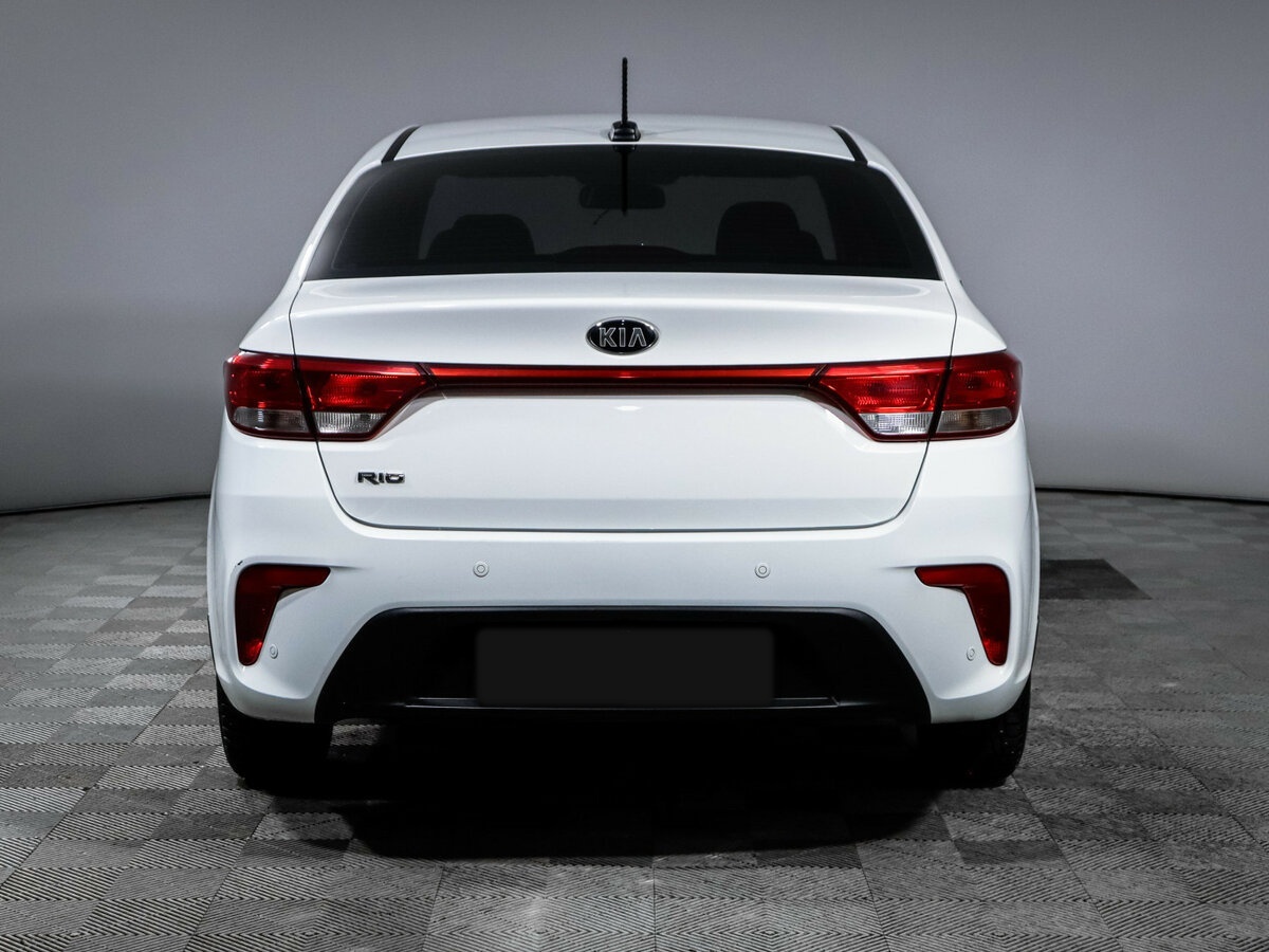 Kia Rio 2018 года с пробегом. Фото: #4