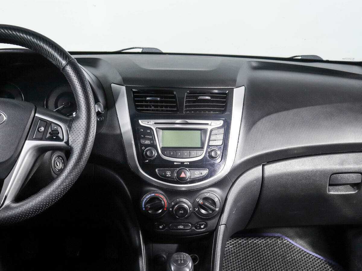 Hyundai Solaris 2013 года с пробегом. Фото: #10