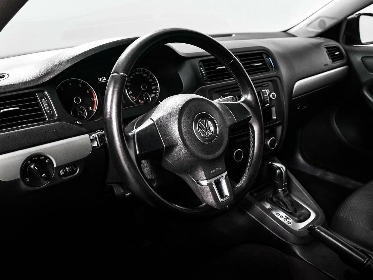 Volkswagen Jetta 2013 года с пробегом. Фото: #11