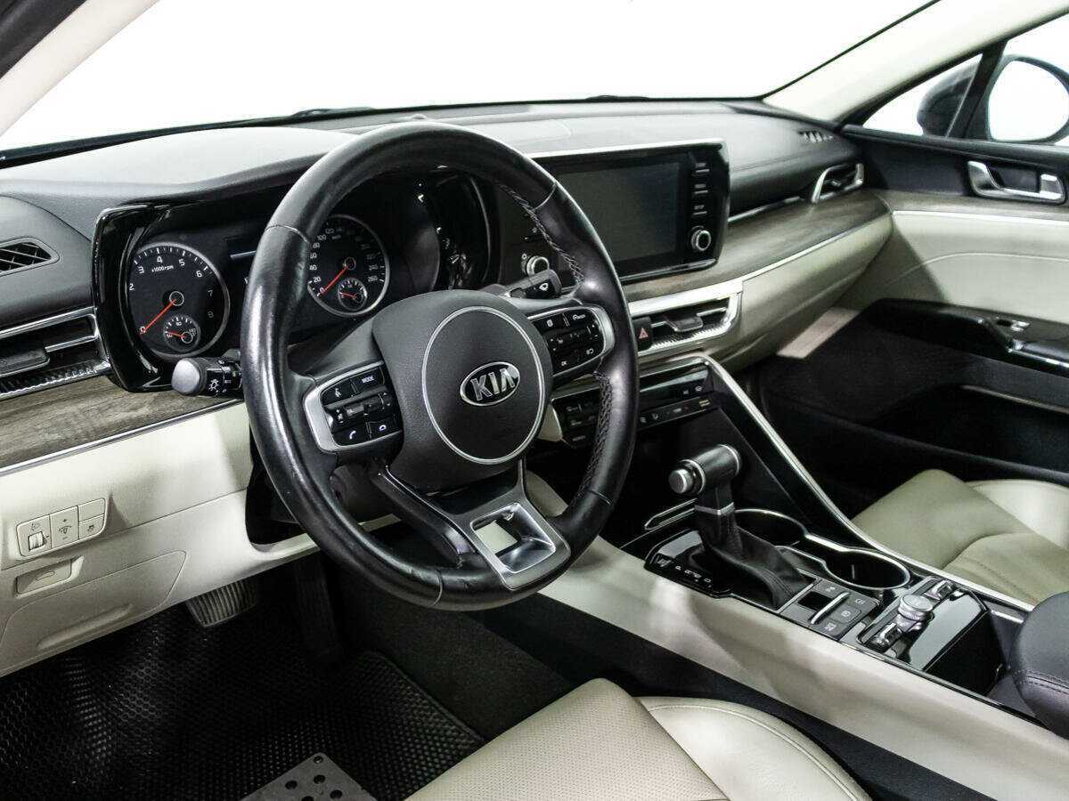 Kia K5 2021 года с пробегом. Фото: #10