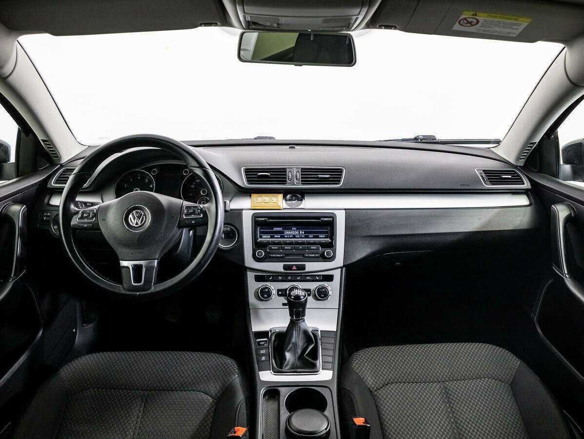 Volkswagen Passat 2013 года с пробегом. Фото: #10