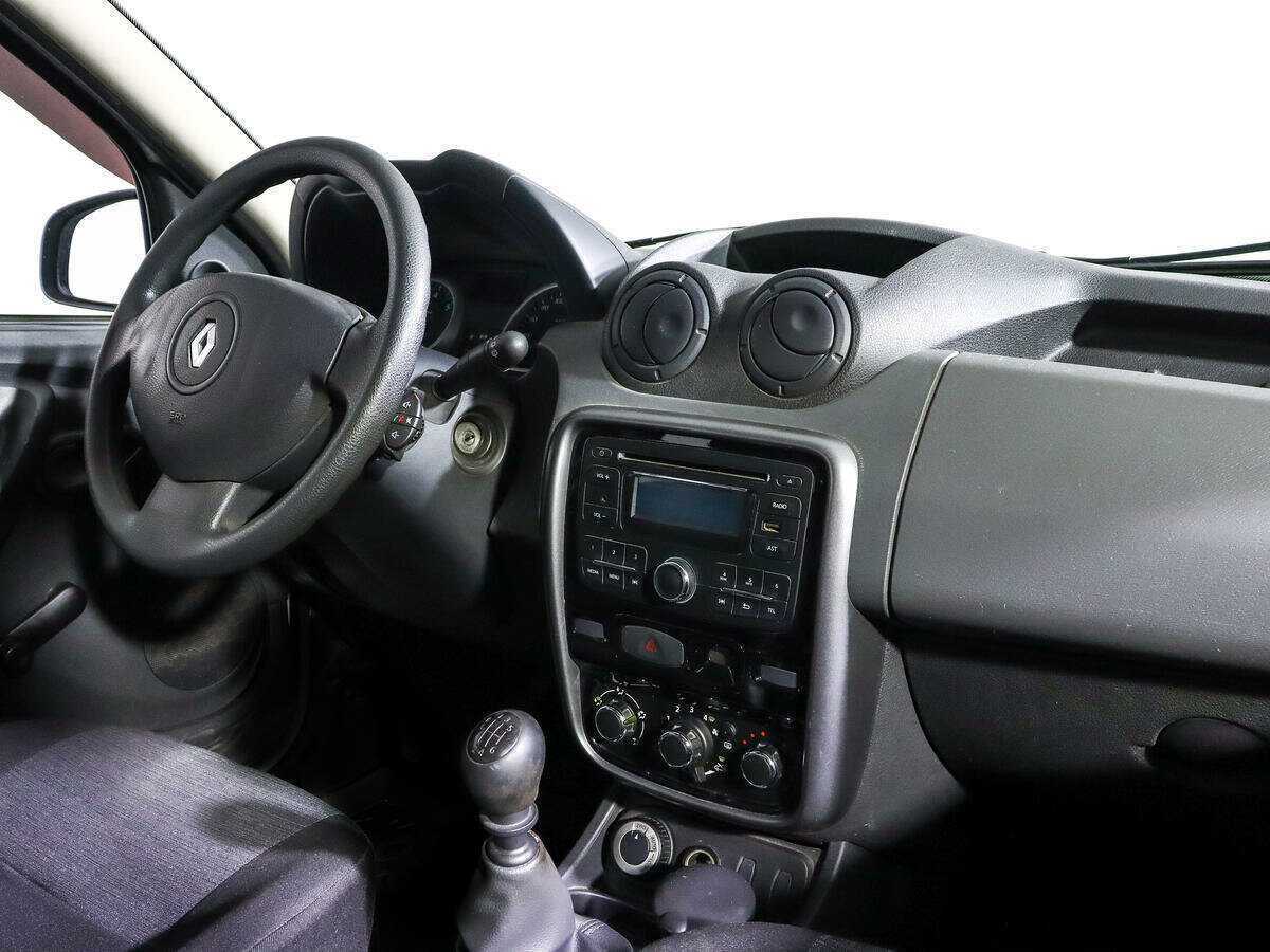 Renault Duster 2013 года с пробегом. Фото: #7