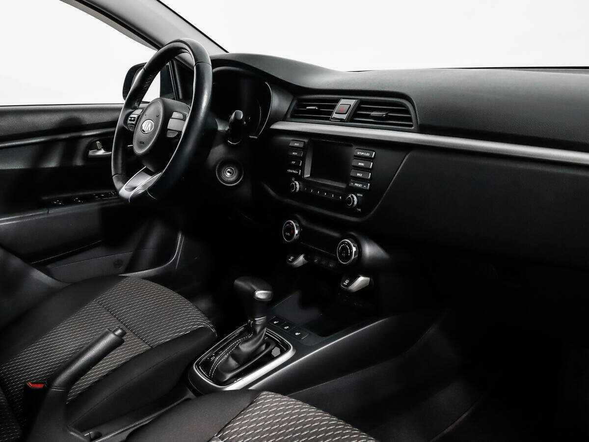 Kia Rio 2018 года с пробегом. Фото: #10