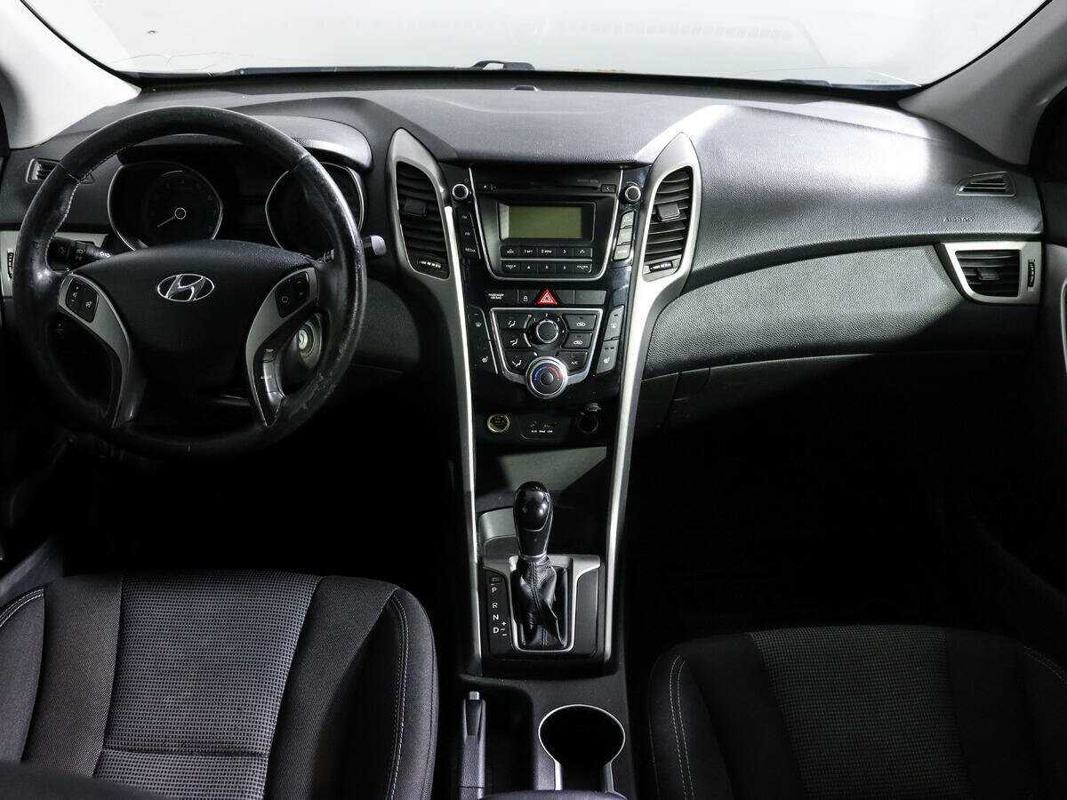 Hyundai i30 2012 года с пробегом. Фото: #9