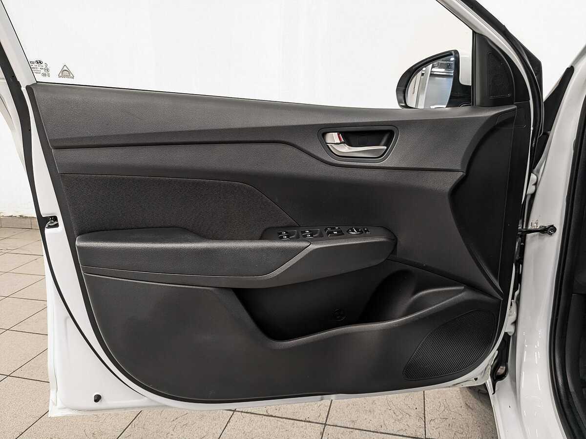 Hyundai Solaris 2019 года с пробегом. Фото: #16