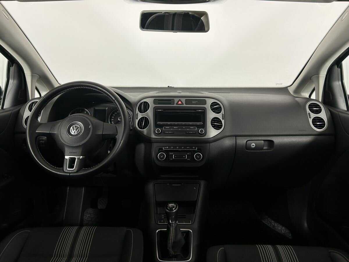 Volkswagen Golf Plus 2012 года с пробегом. Фото: #5
