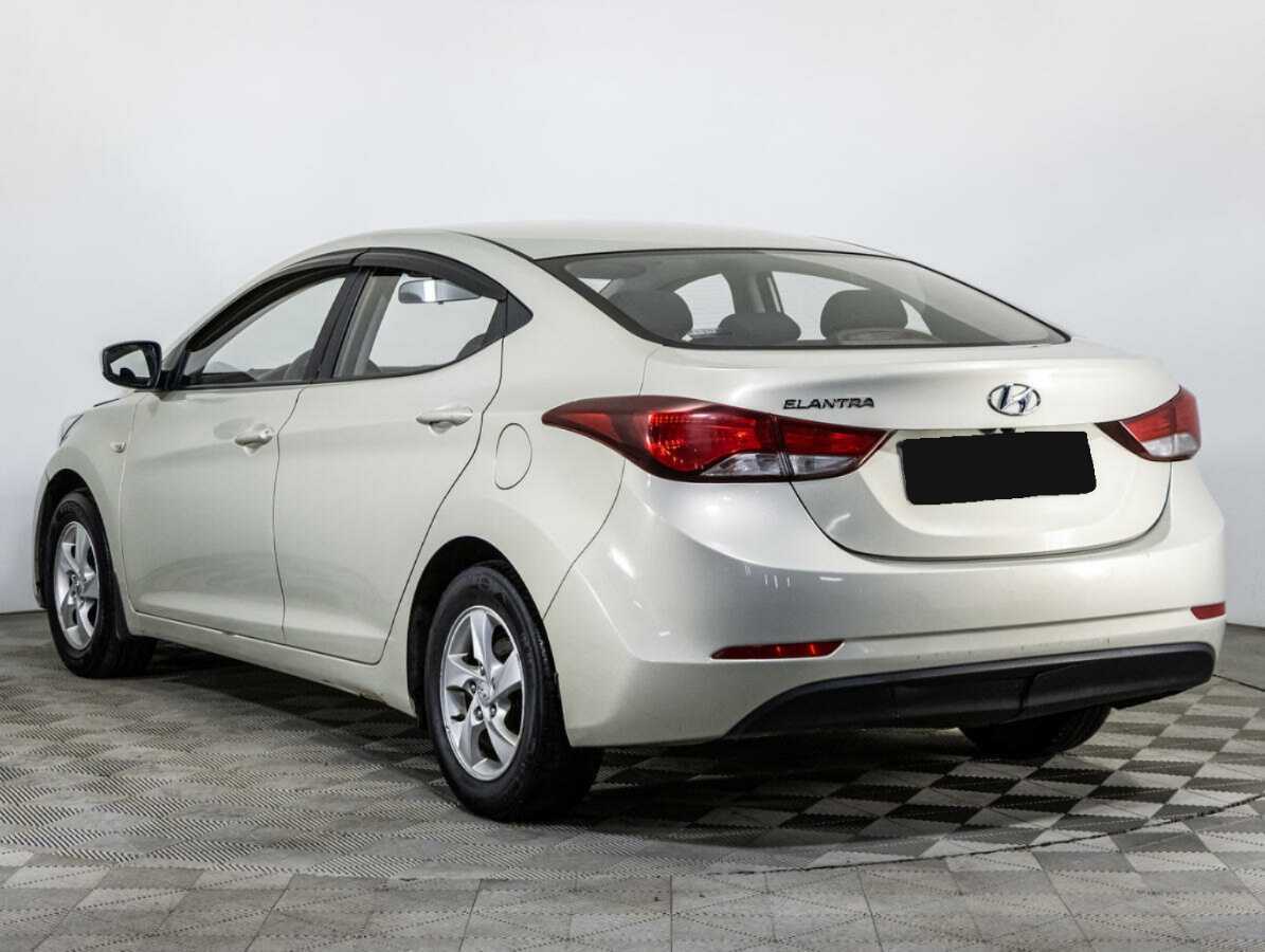 Hyundai Elantra 2015 года с пробегом. Фото: #6