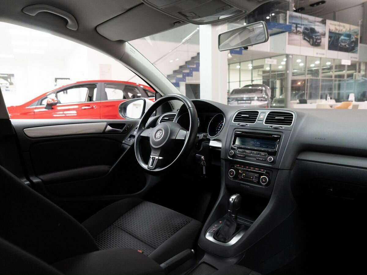 Volkswagen Golf 2012 года с пробегом. Фото: #15