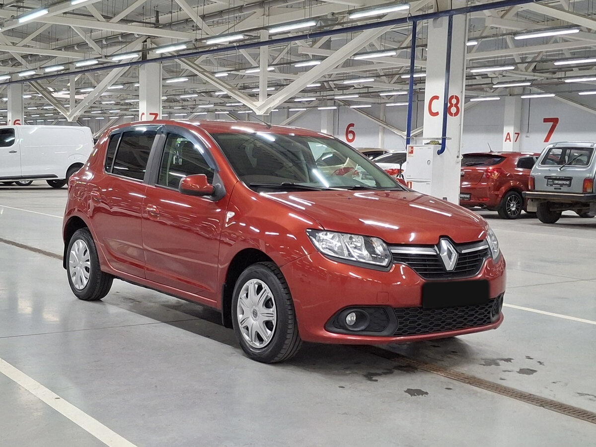 Renault Sandero 2017 года с пробегом. Фото: #2