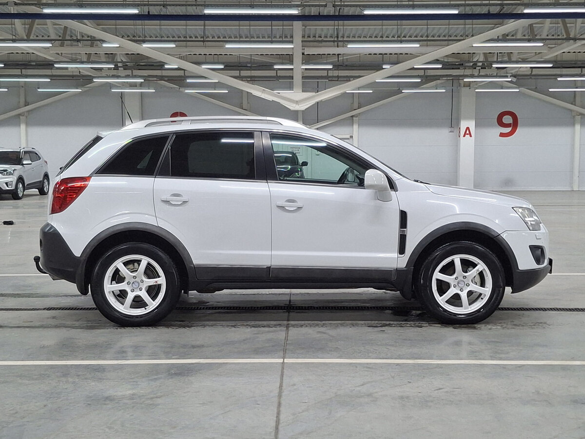 Opel Antara 2013 года с пробегом. Фото: #3