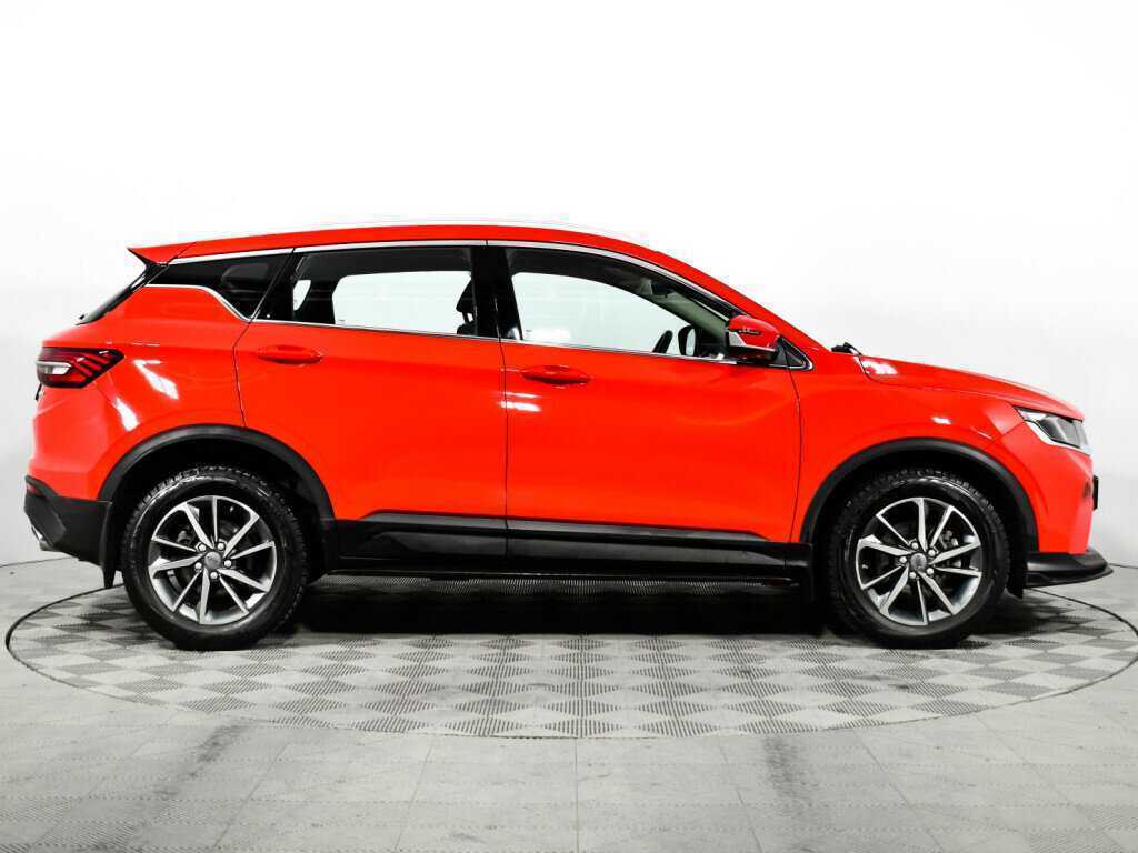 Geely Coolray 2020 года с пробегом. Фото: #3