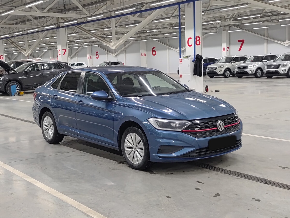 Volkswagen Jetta 2019 года с пробегом. Фото: #2