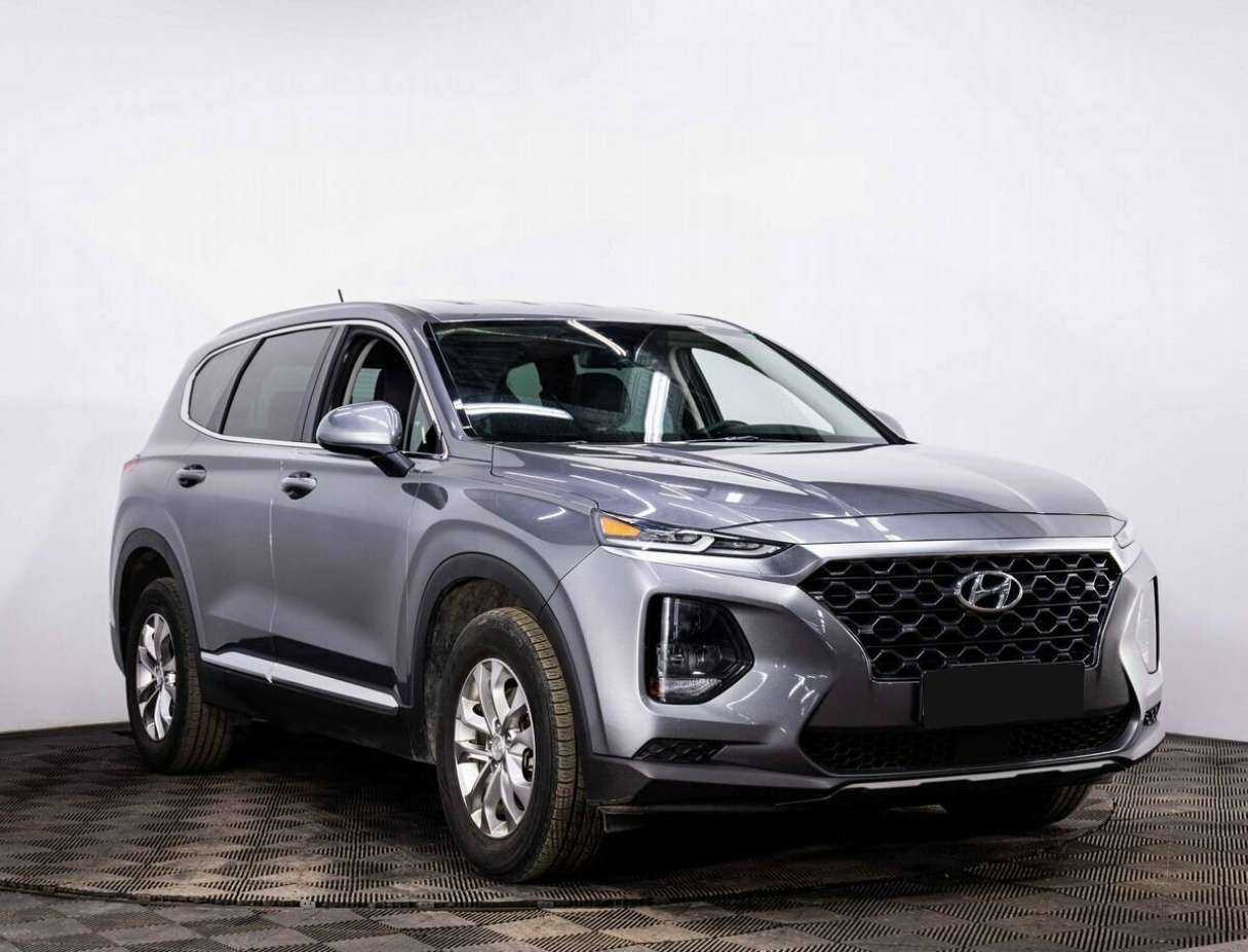 Hyundai Santa Fe 2019 года с пробегом. Фото: #2
