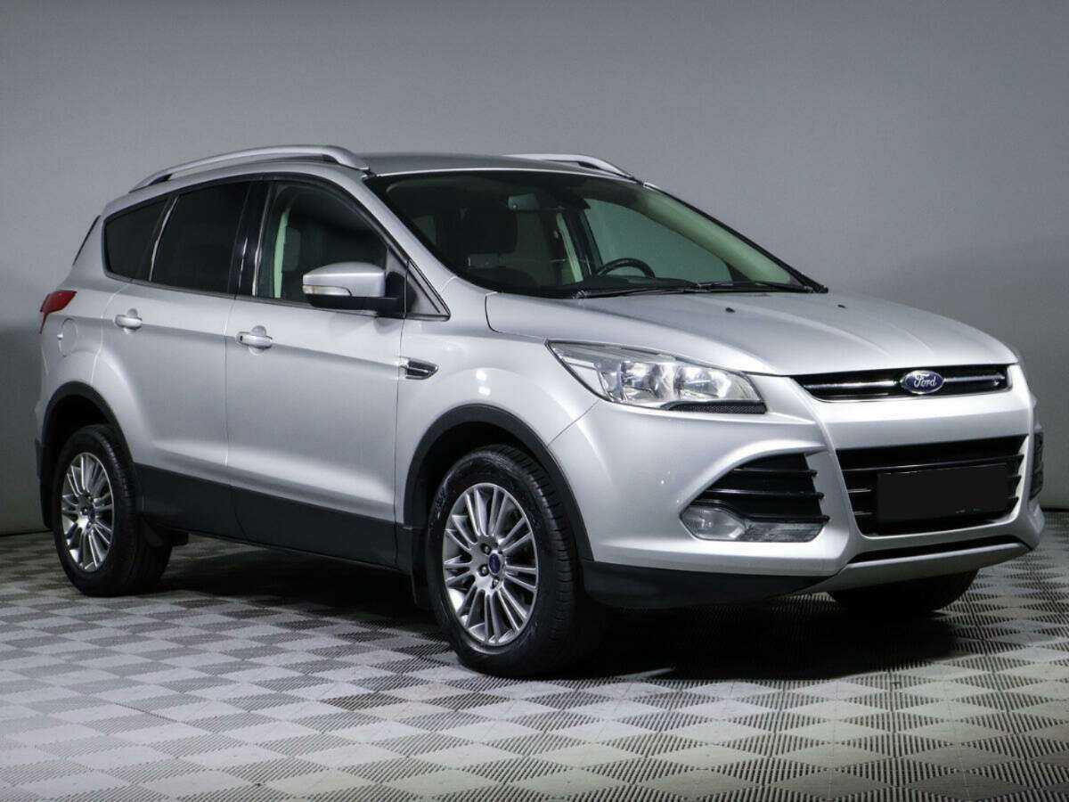 Ford Kuga 2013 года с пробегом. Фото: #1