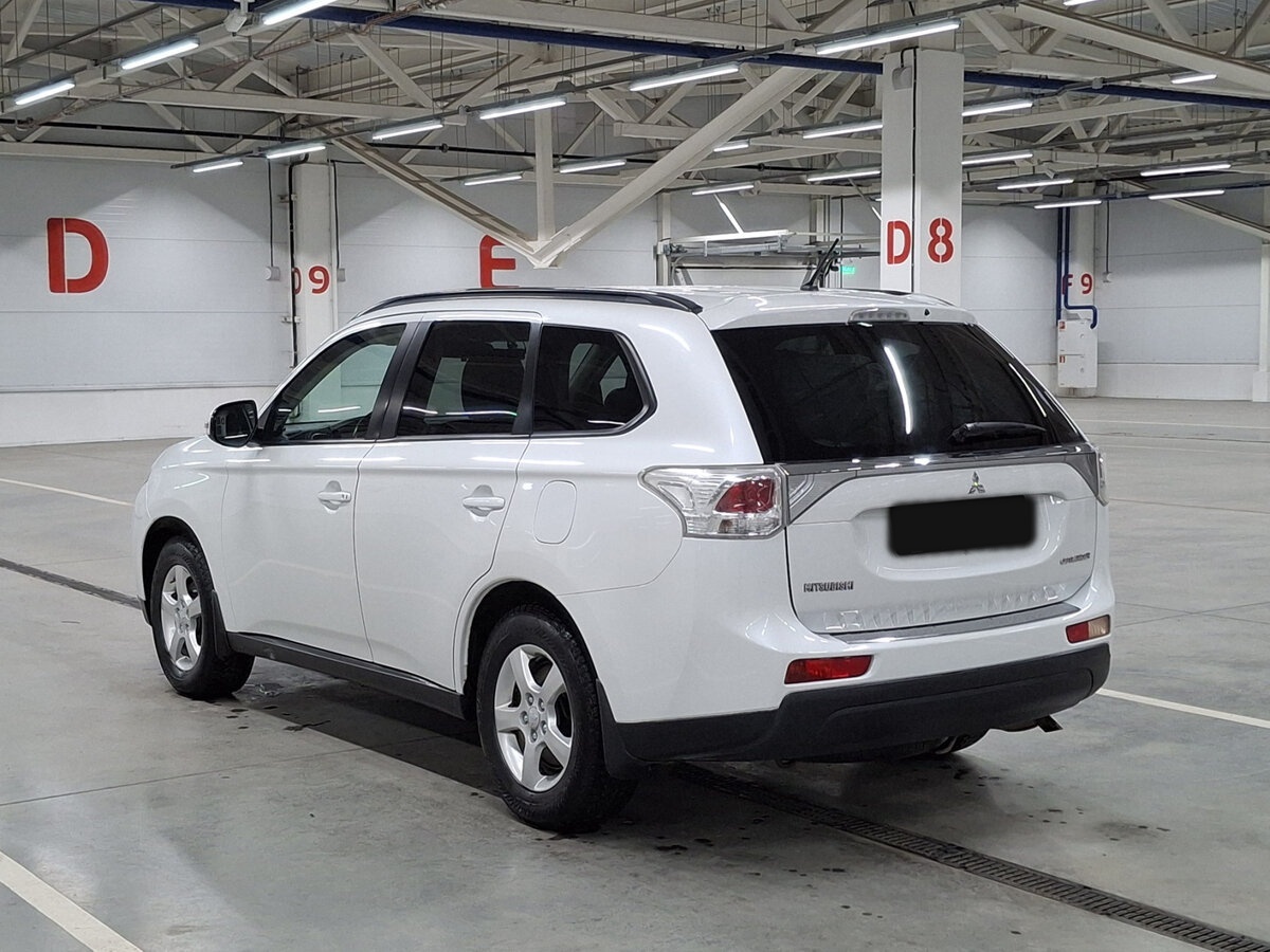 Mitsubishi Outlander 2013 года с пробегом. Фото: #6