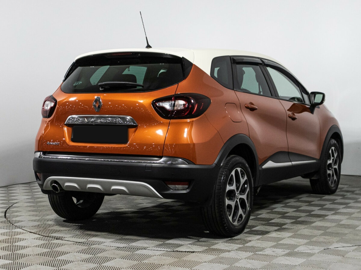 Renault Kaptur 2017 года с пробегом. Фото: #4
