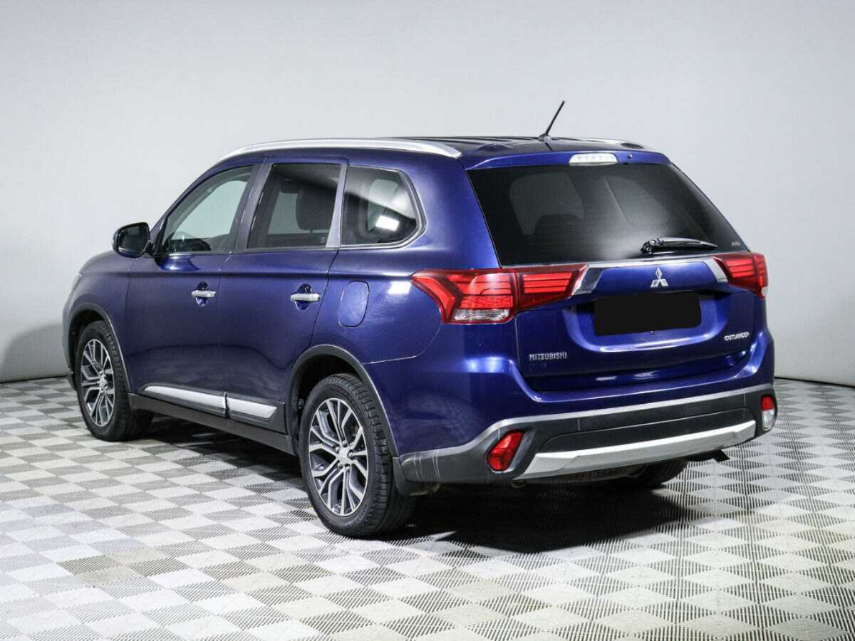 Mitsubishi Outlander 2015 года с пробегом. Фото: #5