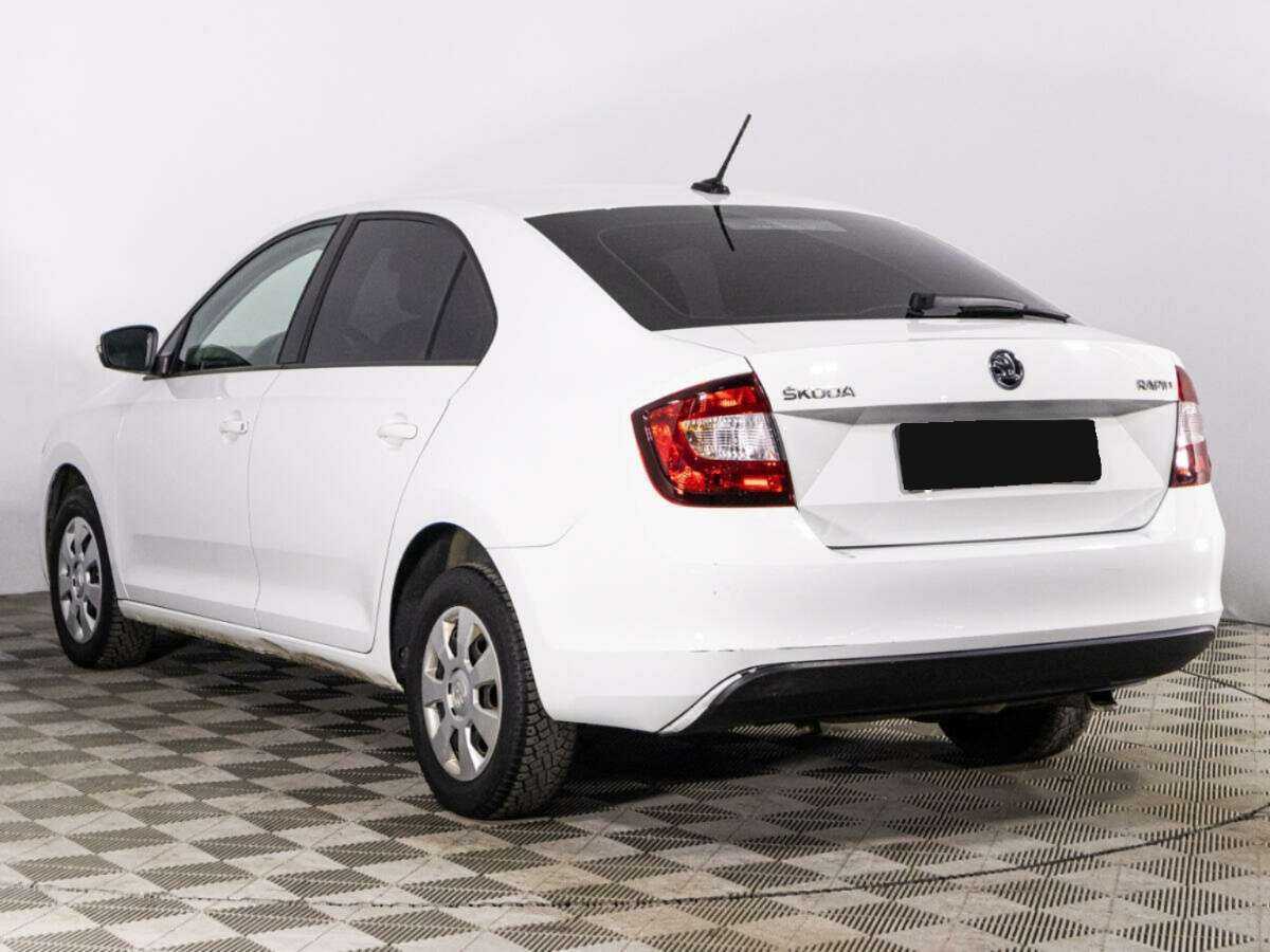 Skoda Rapid 2017 года с пробегом. Фото: #6
