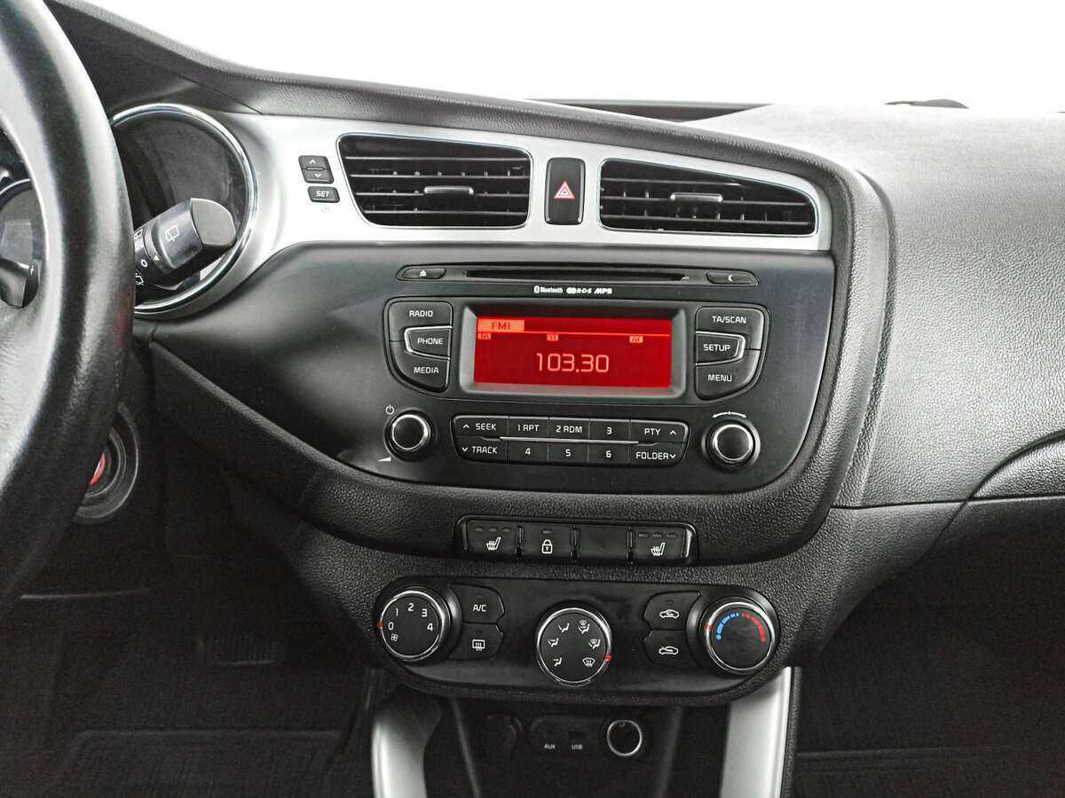 Kia Ceed 2012 года с пробегом. Фото: #12