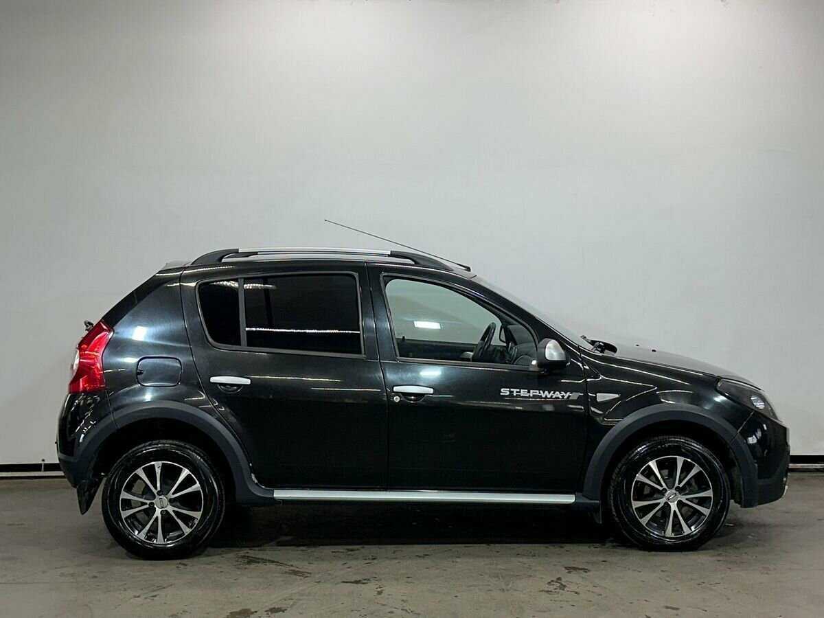 Renault Sandero 2012 года с пробегом. Фото: #3