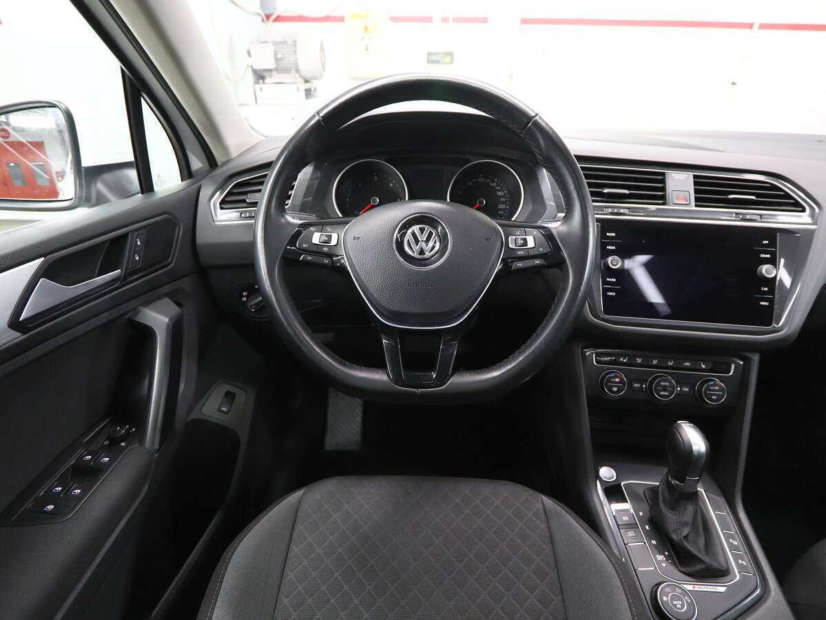 Volkswagen Tiguan 2018 года с пробегом. Фото: #17