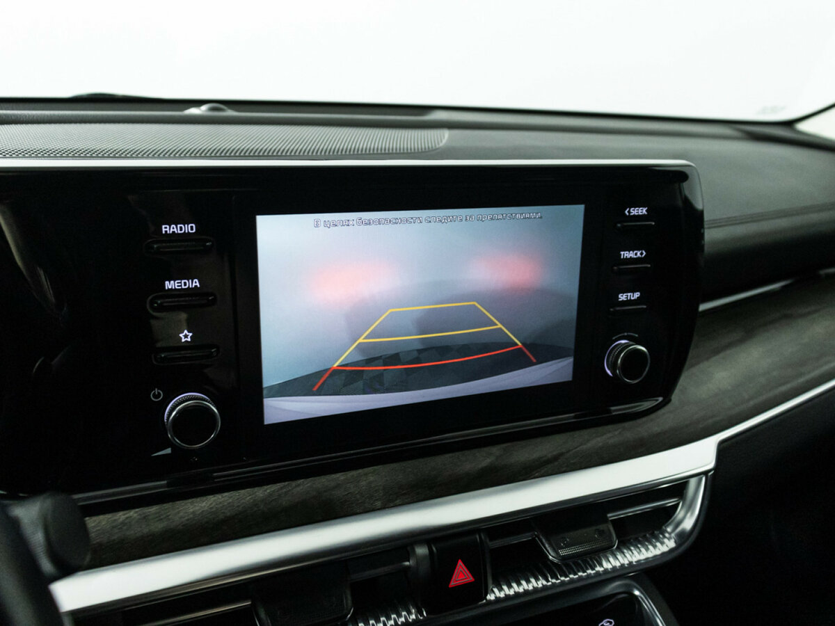 Kia K5 2021 года с пробегом. Фото: #17