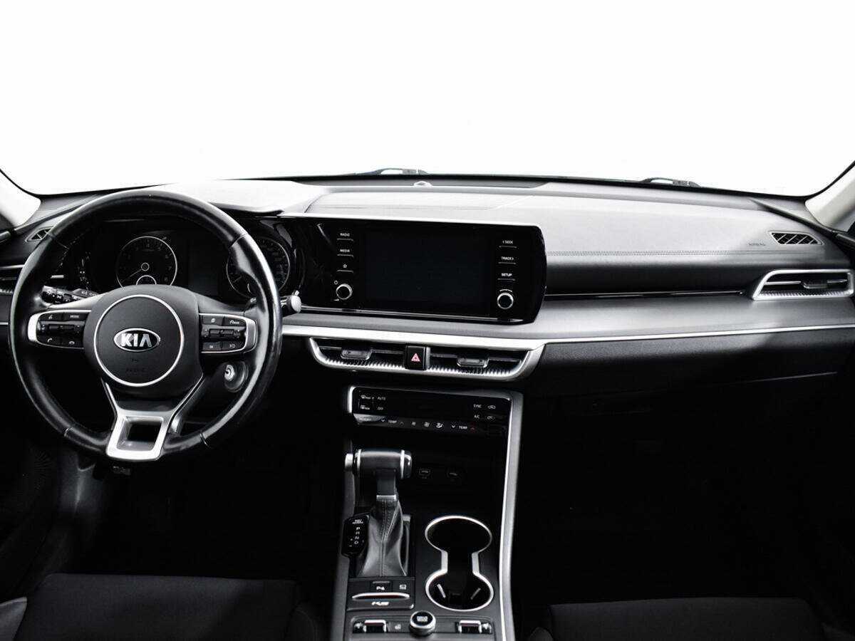Kia K5 2020 года с пробегом. Фото: #11