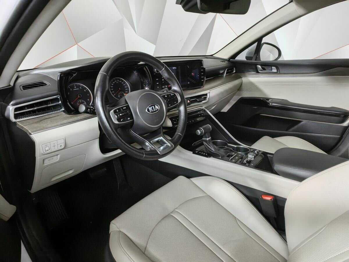 Kia K5 2020 года с пробегом. Фото: #13