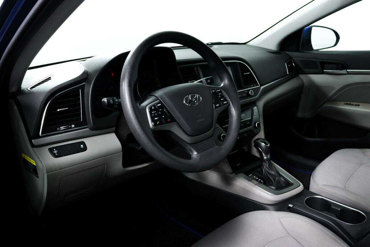 Hyundai Elantra 2016 года с пробегом. Фото: #12